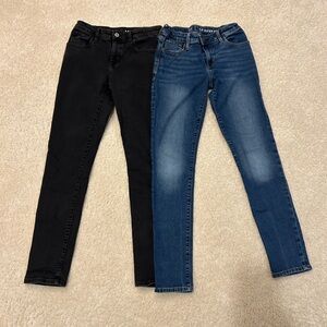 GAP Kids Girl’s Bundle of 2 Pair (Blue/Black) Super Skin Jeans in Size 14